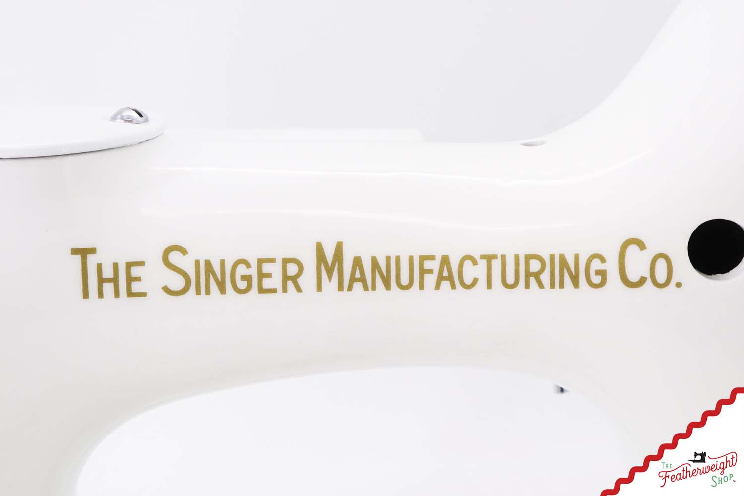 Singer Featherweight 221K - EE45284* - Fully Restored in White