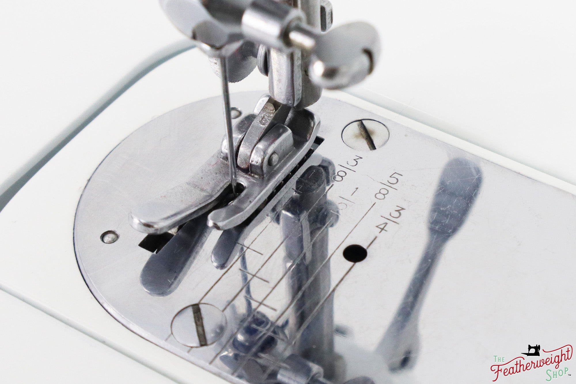 Singer Featherweight 222K Sewing Machine For Sale – The