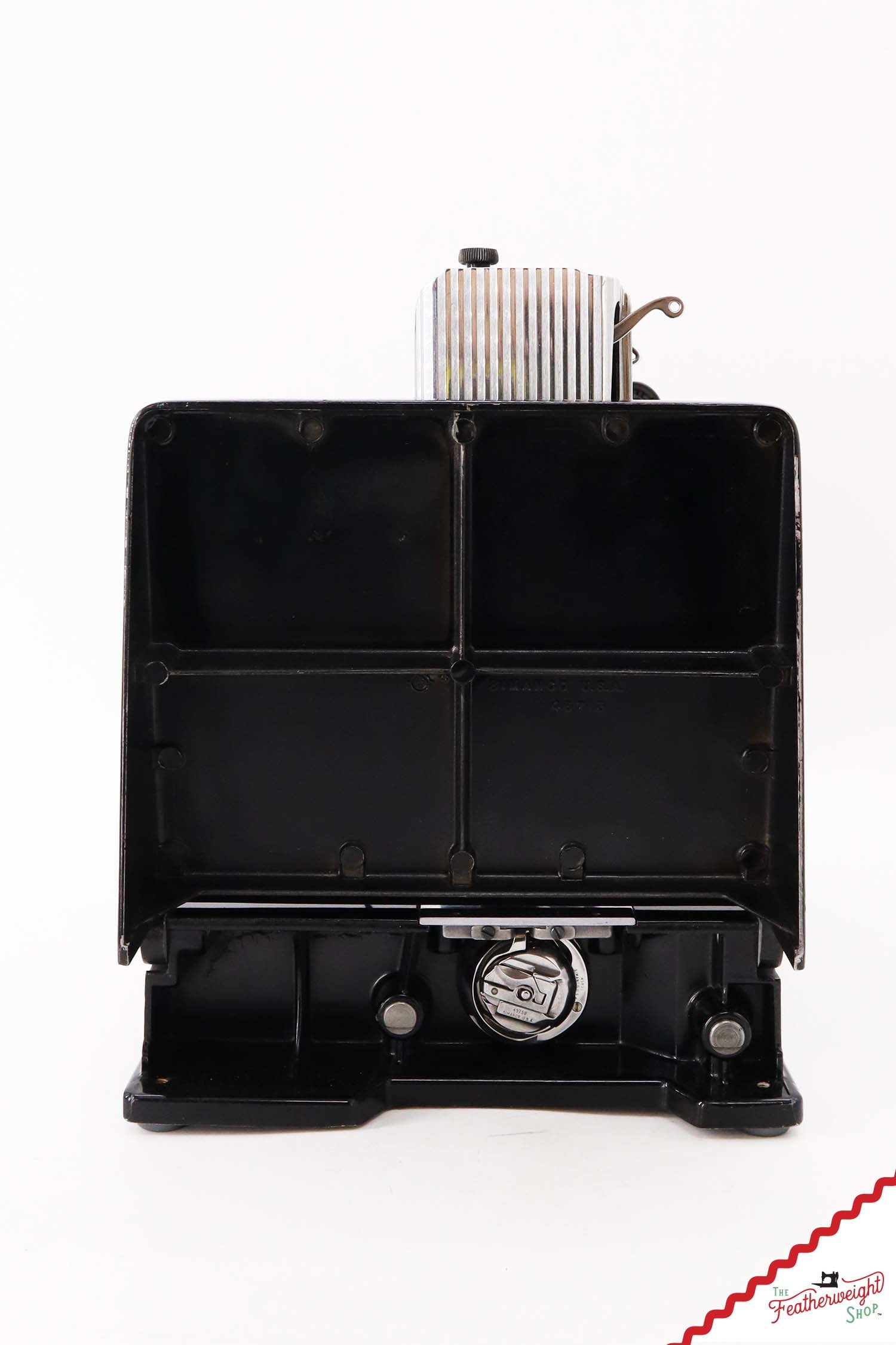 Singer Featherweight 221 Sewing Machine, AL182*** - 1952