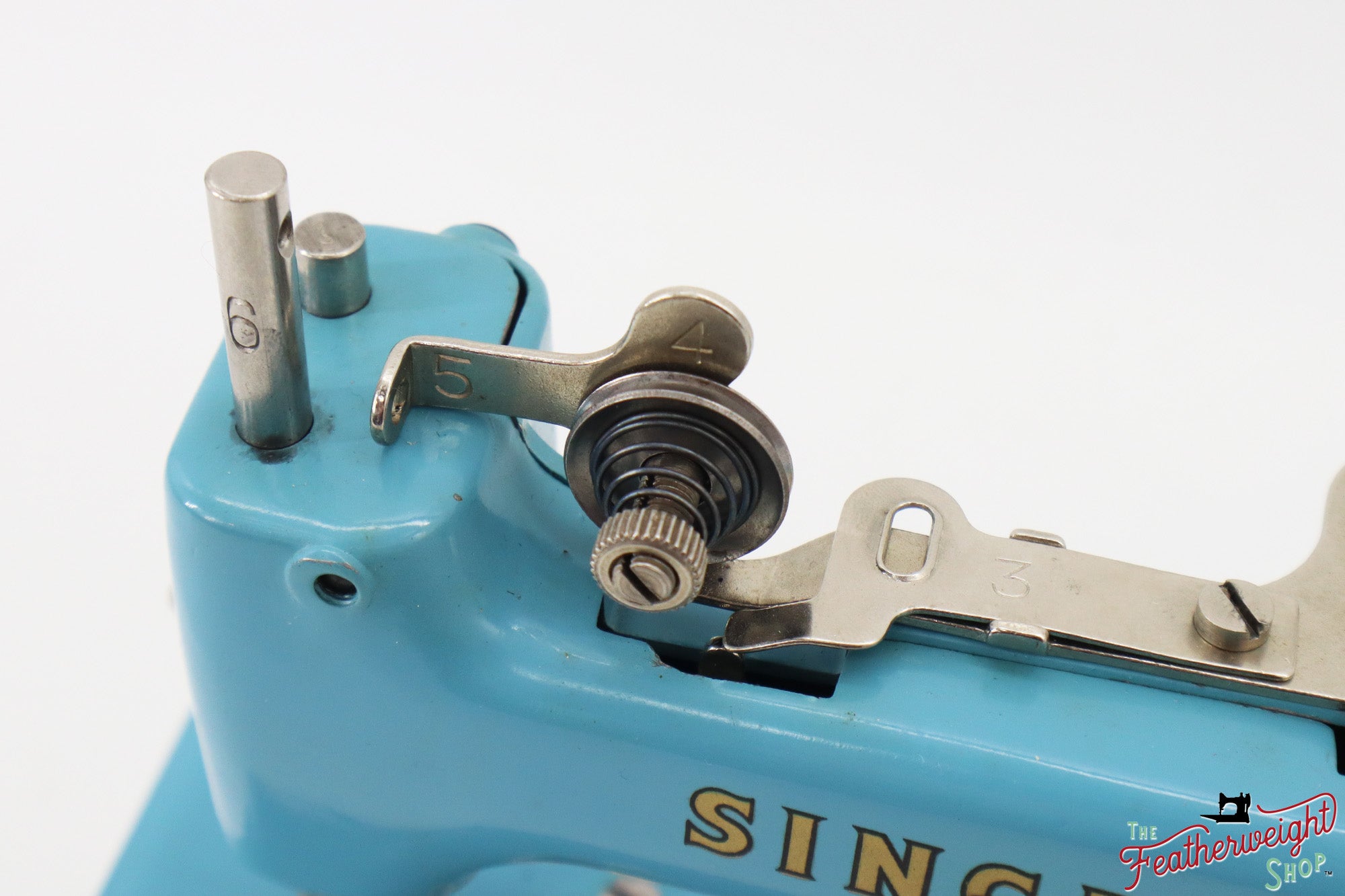 Singer Sewhandy Model 20 - Light Azure - RARE, Complete Italian