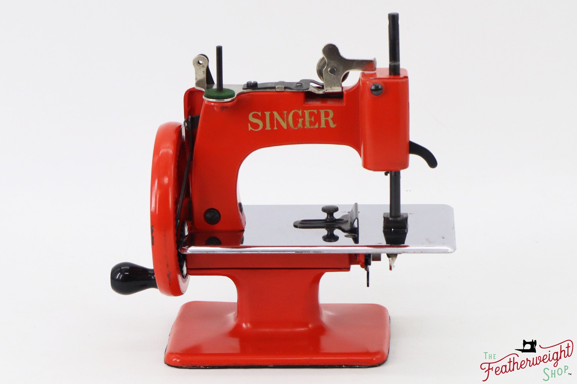 Singer Sewhandy Model 20 - Original Poppy Red - RARE, Feb. 2024 Faire