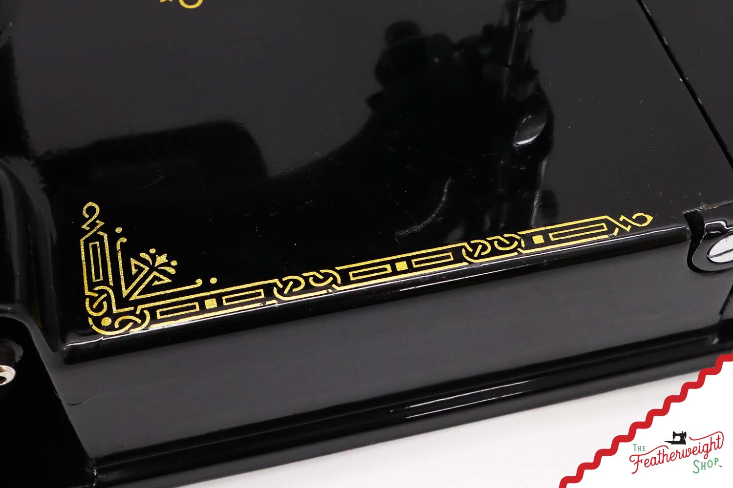 Singer Featherweight 221 Sewing Machine, 1935 AD887***