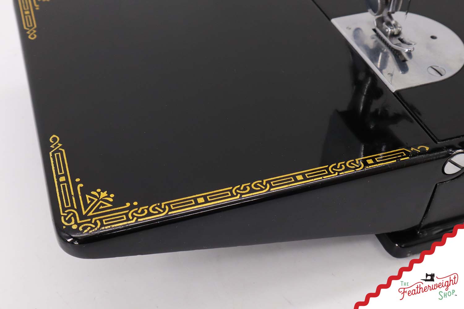 Singer Featherweight 221 Sewing Machine, 1935 AD887***