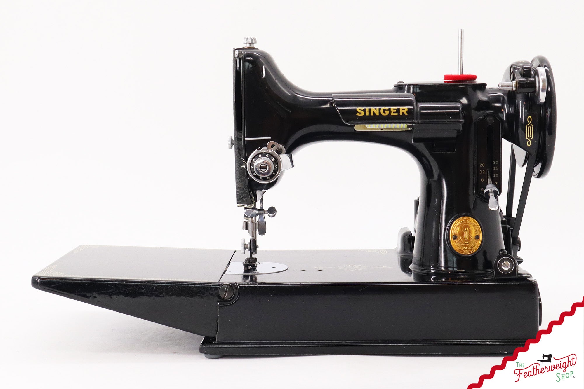 Singer Featherweight 221, AG0119**, Blackside - RARE