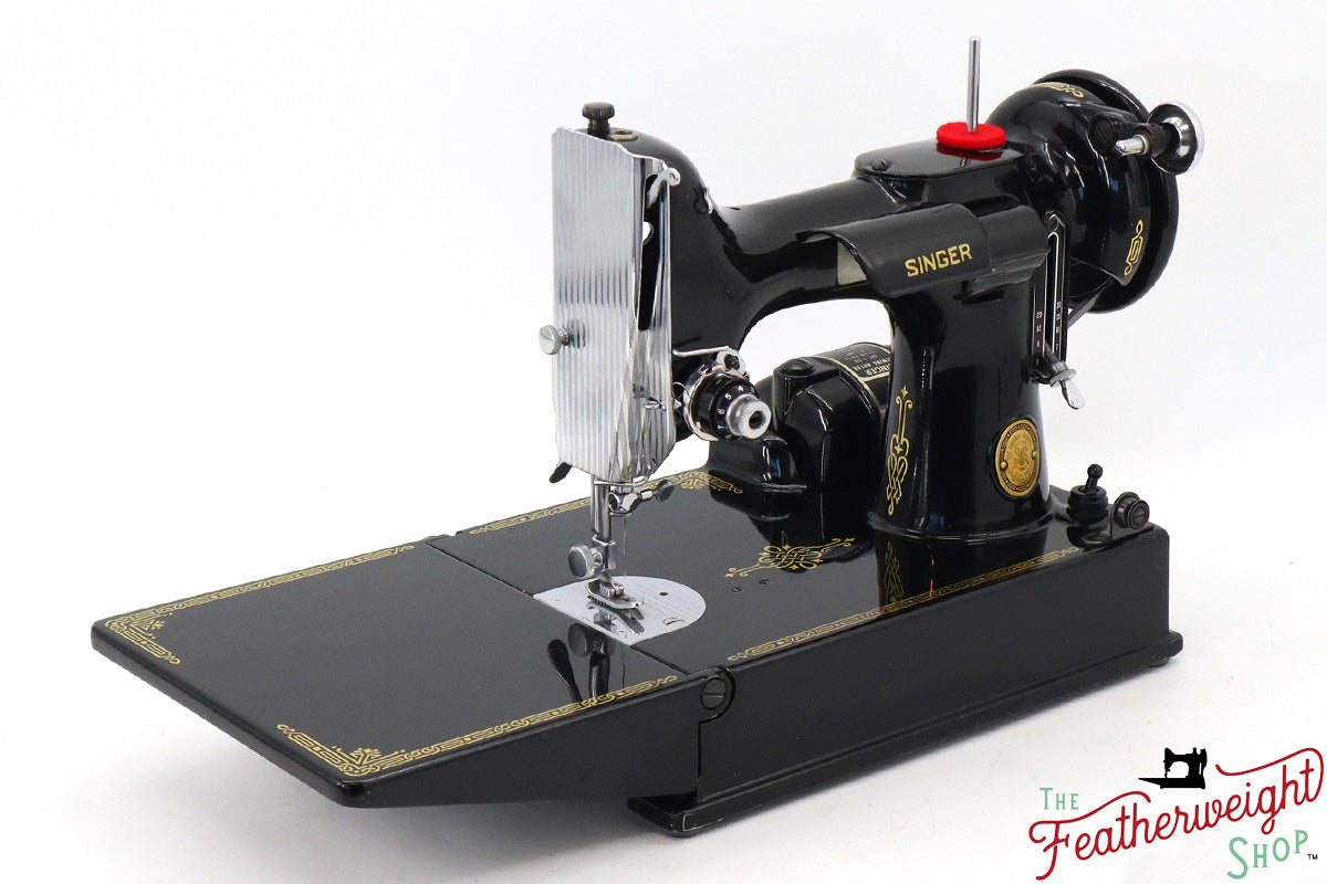 Singer Featherweight 221 Sewing Machine, AL030*** - 1952