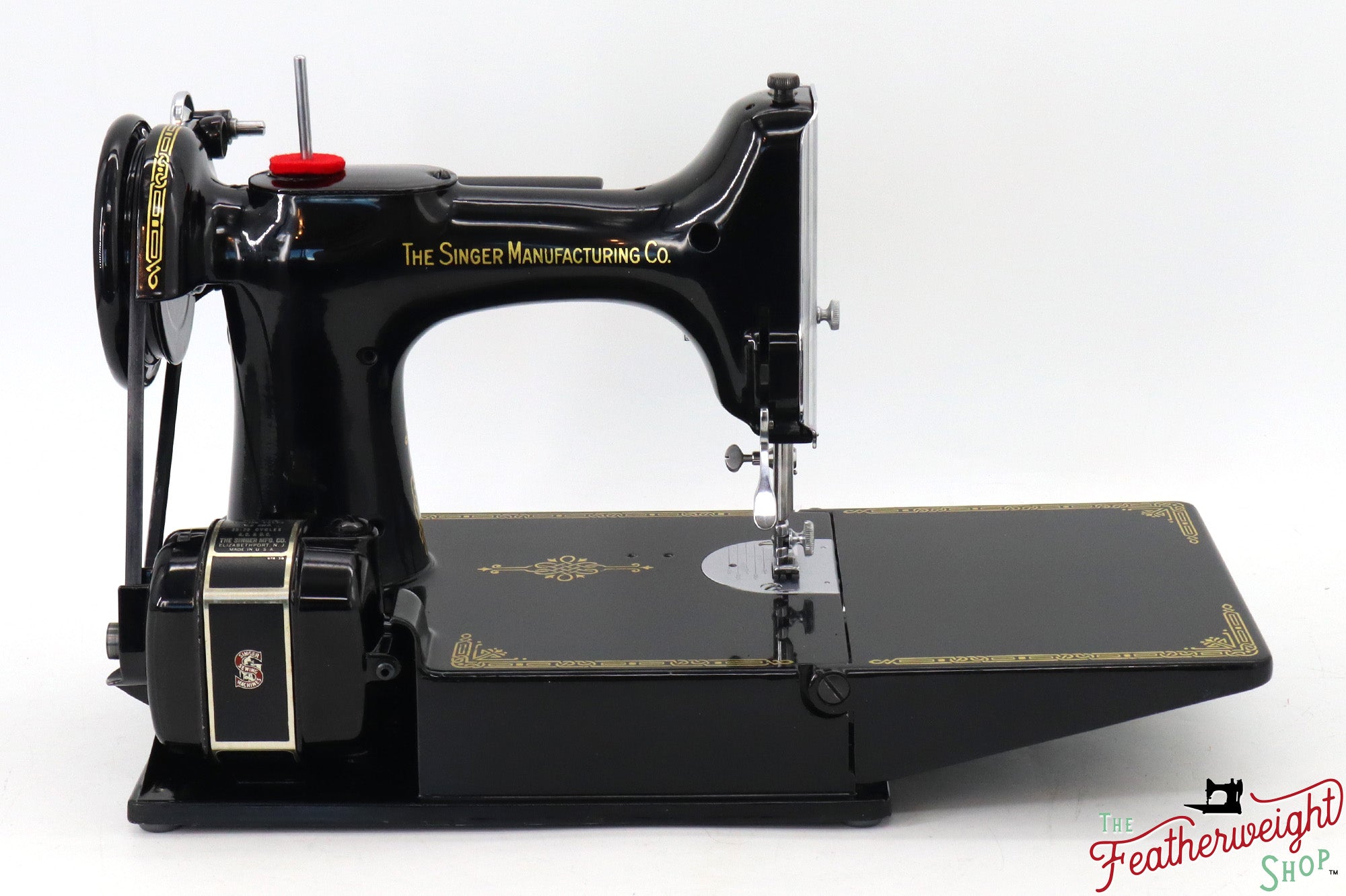 Singer Featherweight 221 Sewing Machine, AL030*** - 1952