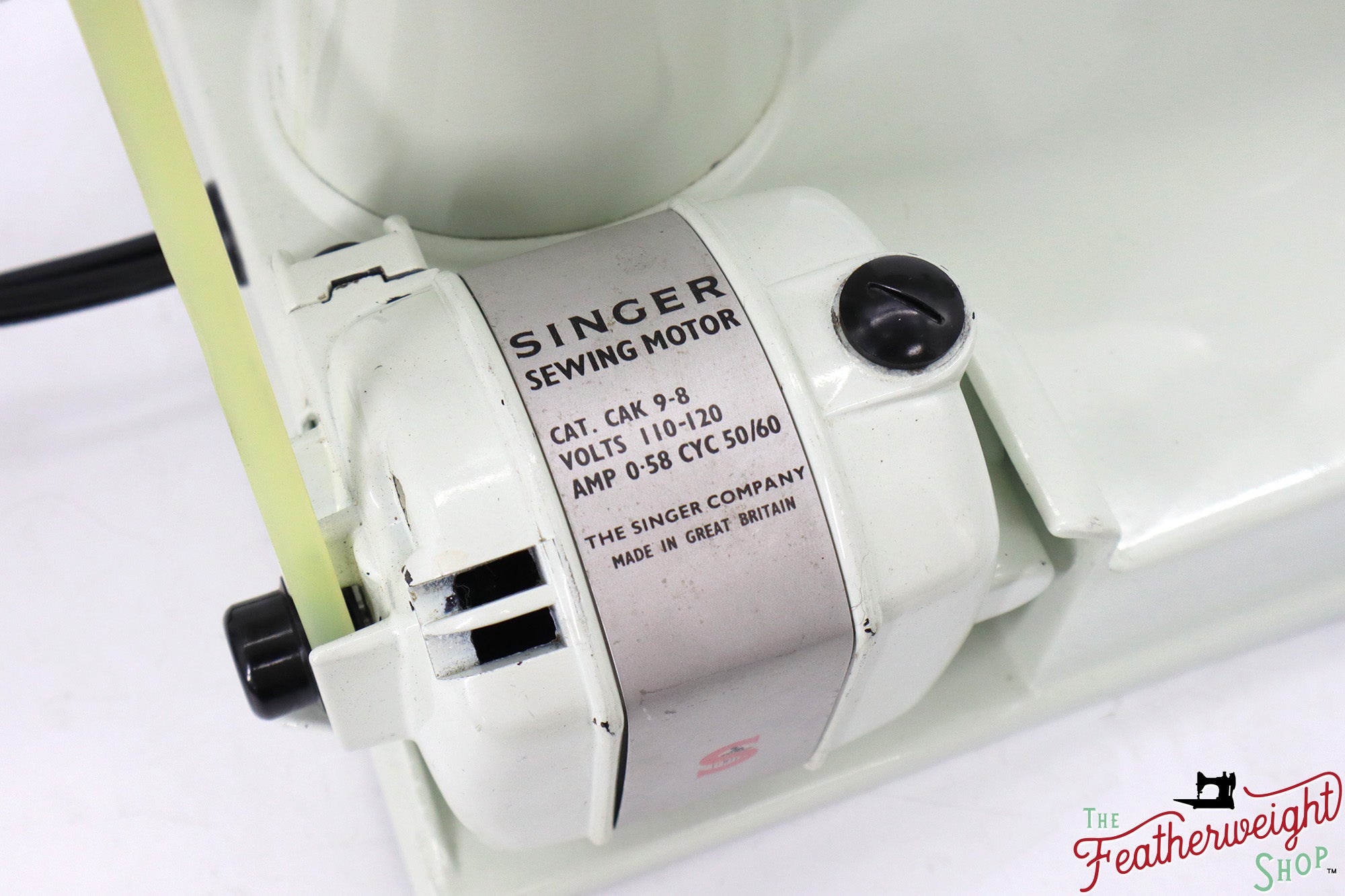 Singer Featherweight 221 Sewing Machine, WHITE - FA201***