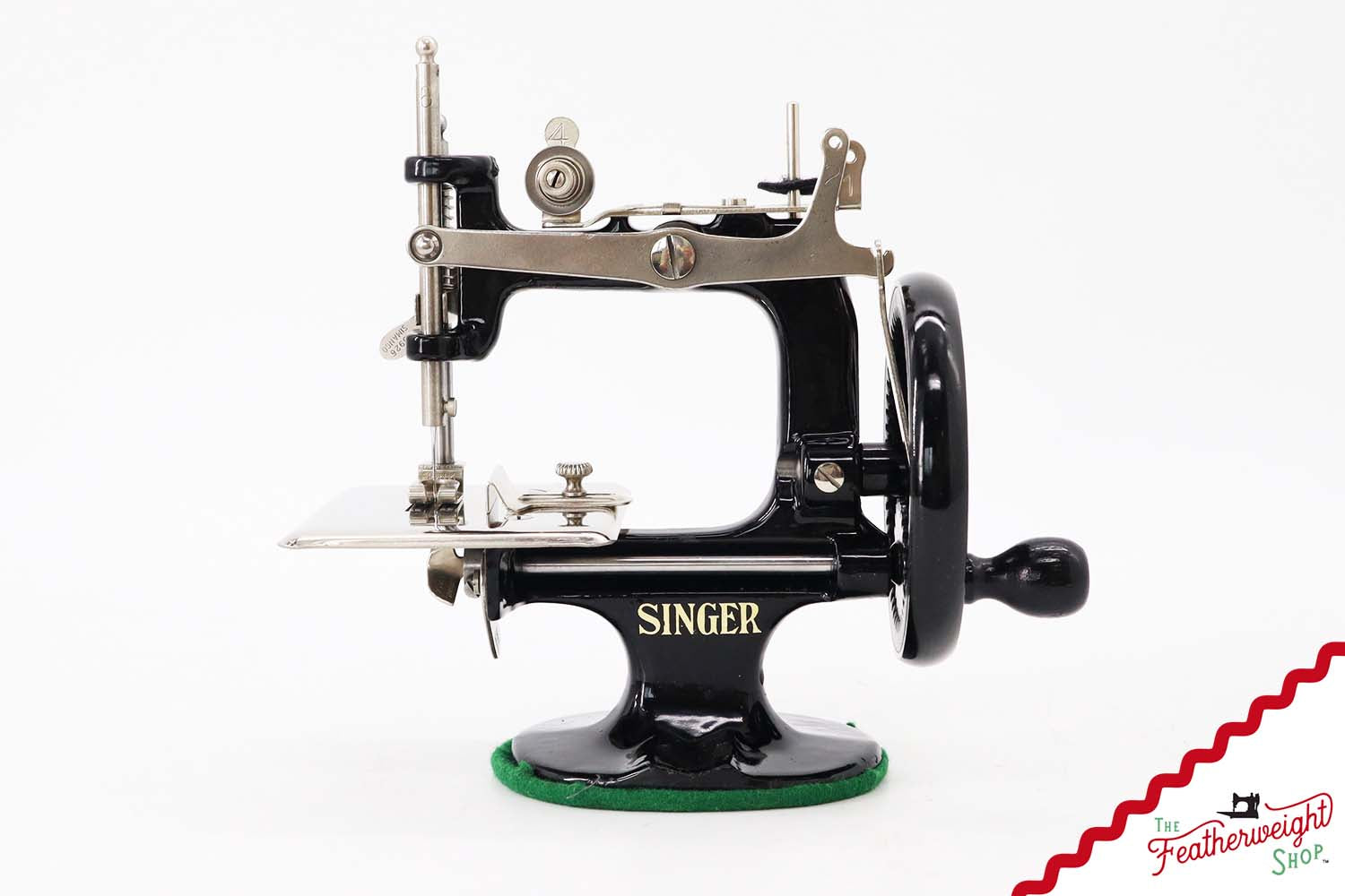 Singer Sewhandy Model 20 - Black - RARE, Complete German Set