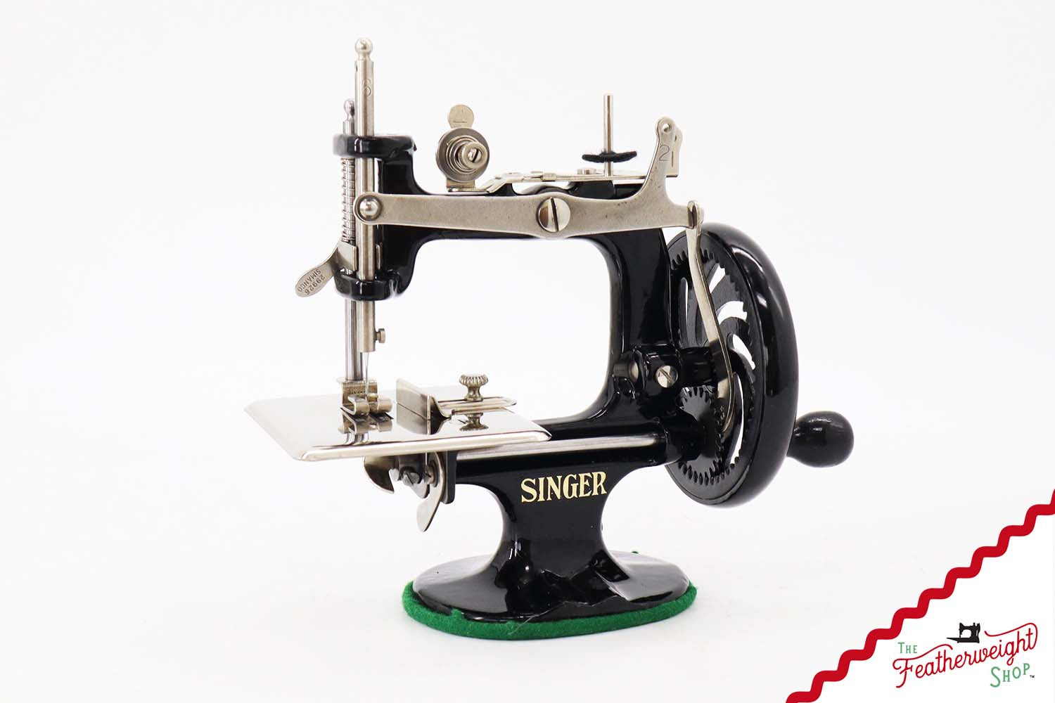 Singer Sewhandy Model 20 - Black - RARE, Complete German Set