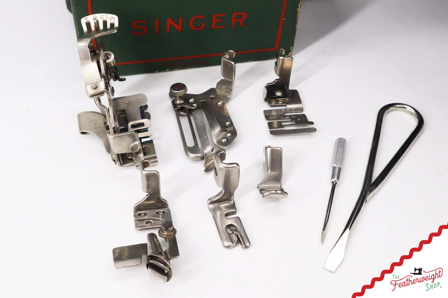 Singer Featherweight 221 Sewing Machine, AG824*** - 1946