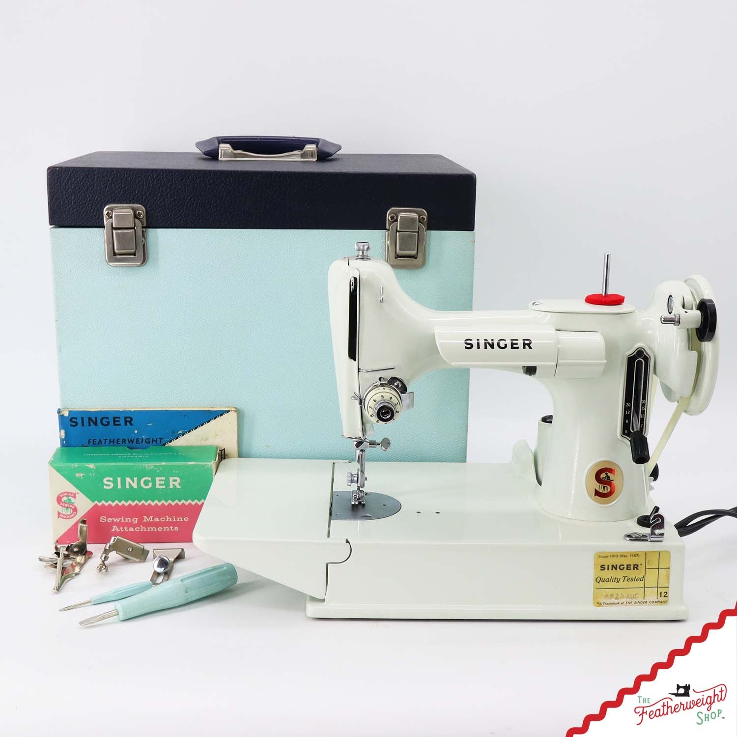 Singer Featherweight 221K Sewing Machine, British WHITE EV999***