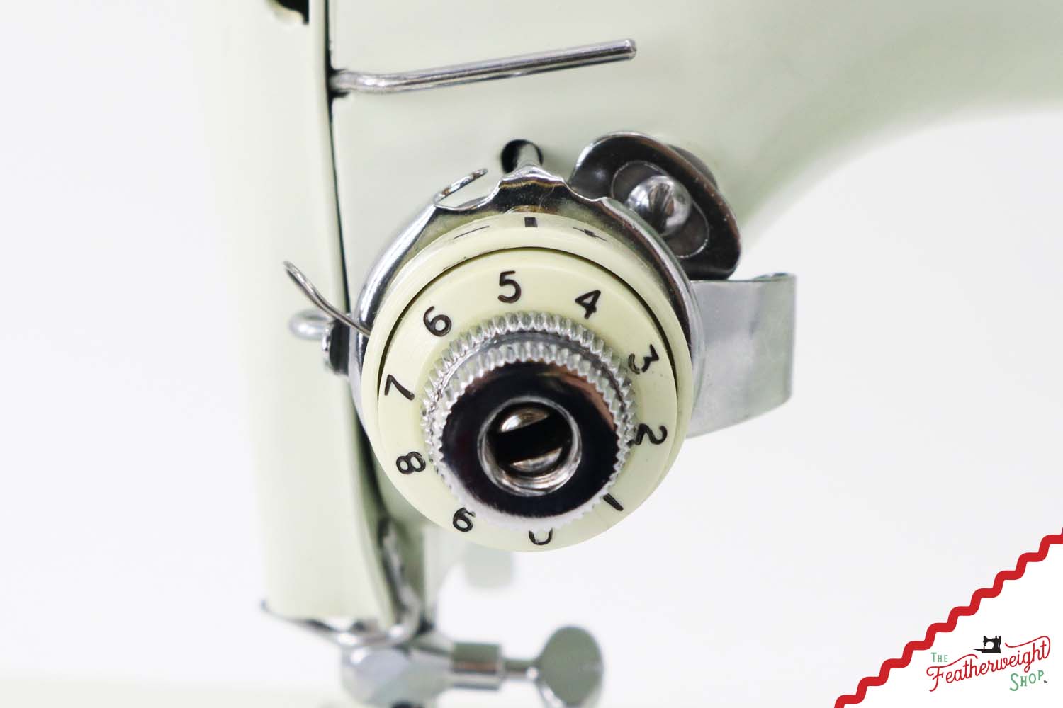 Singer Featherweight 221K Sewing Machine, British WHITE EV999***