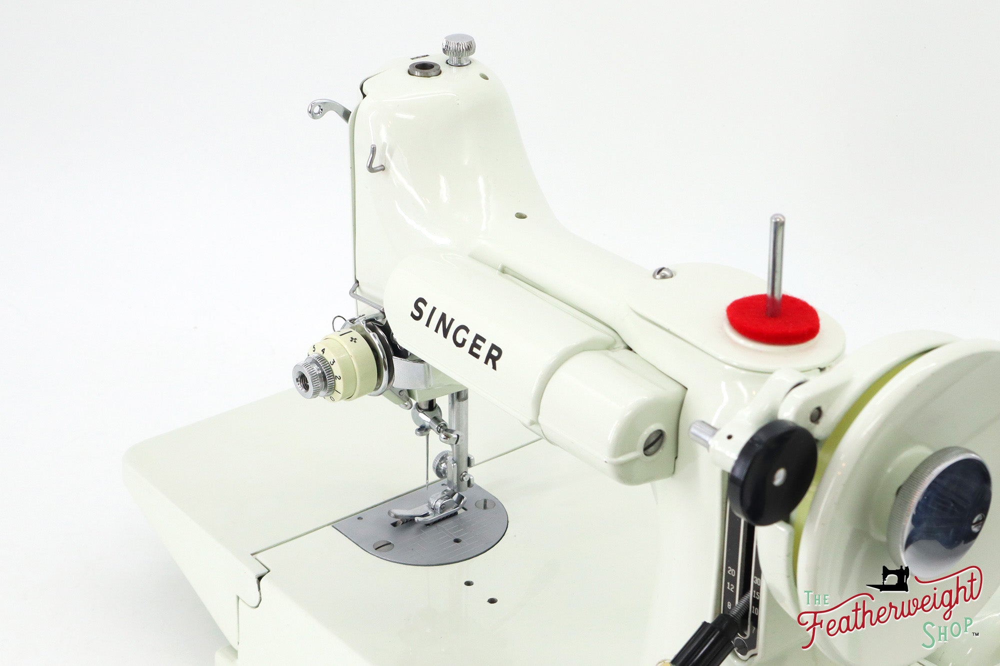 Singer Featherweight 221K Sewing Machine, WHITE - EV99384