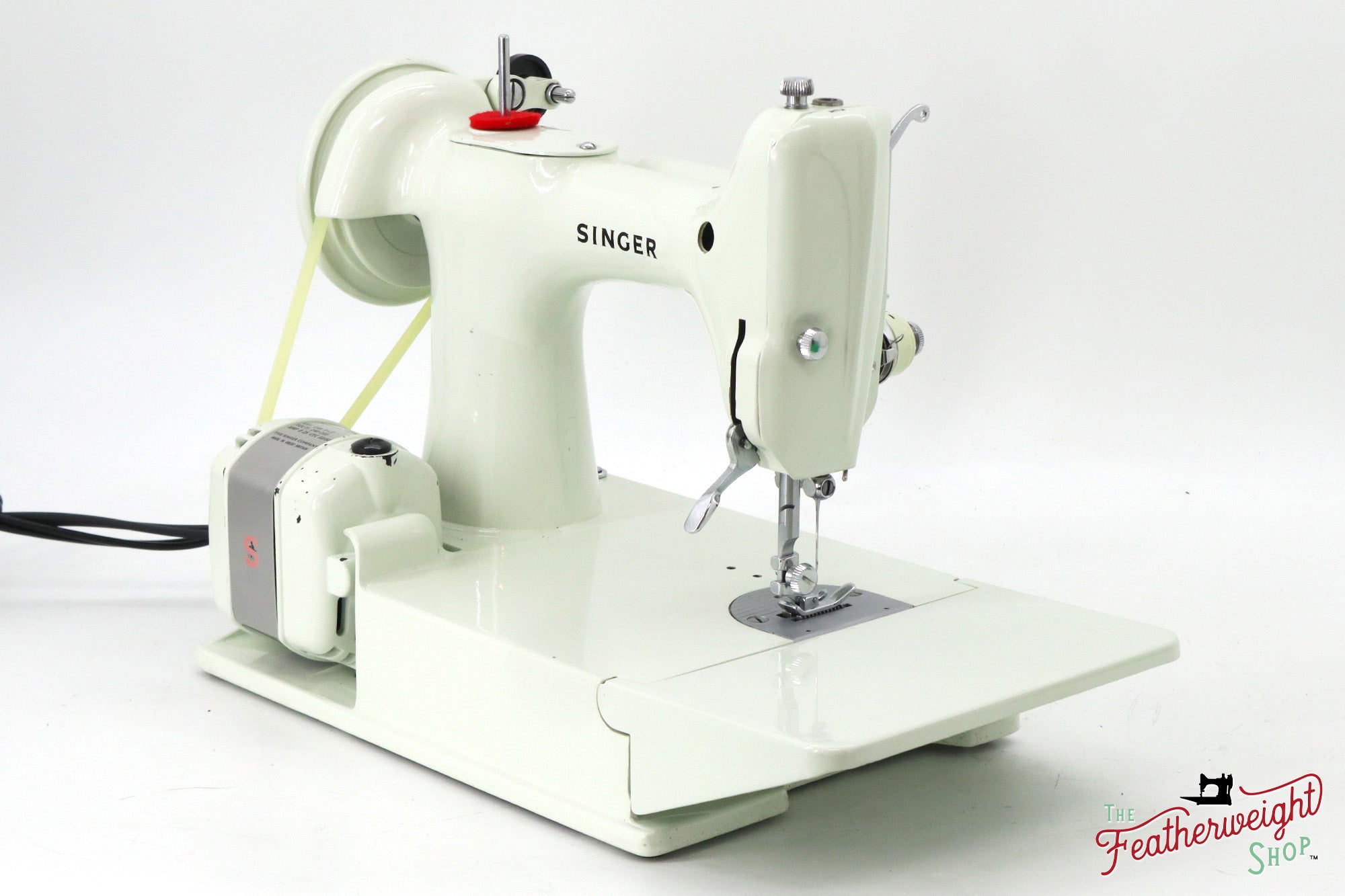 Singer Featherweight 221K Sewing Machine, British WHITE EV9858**