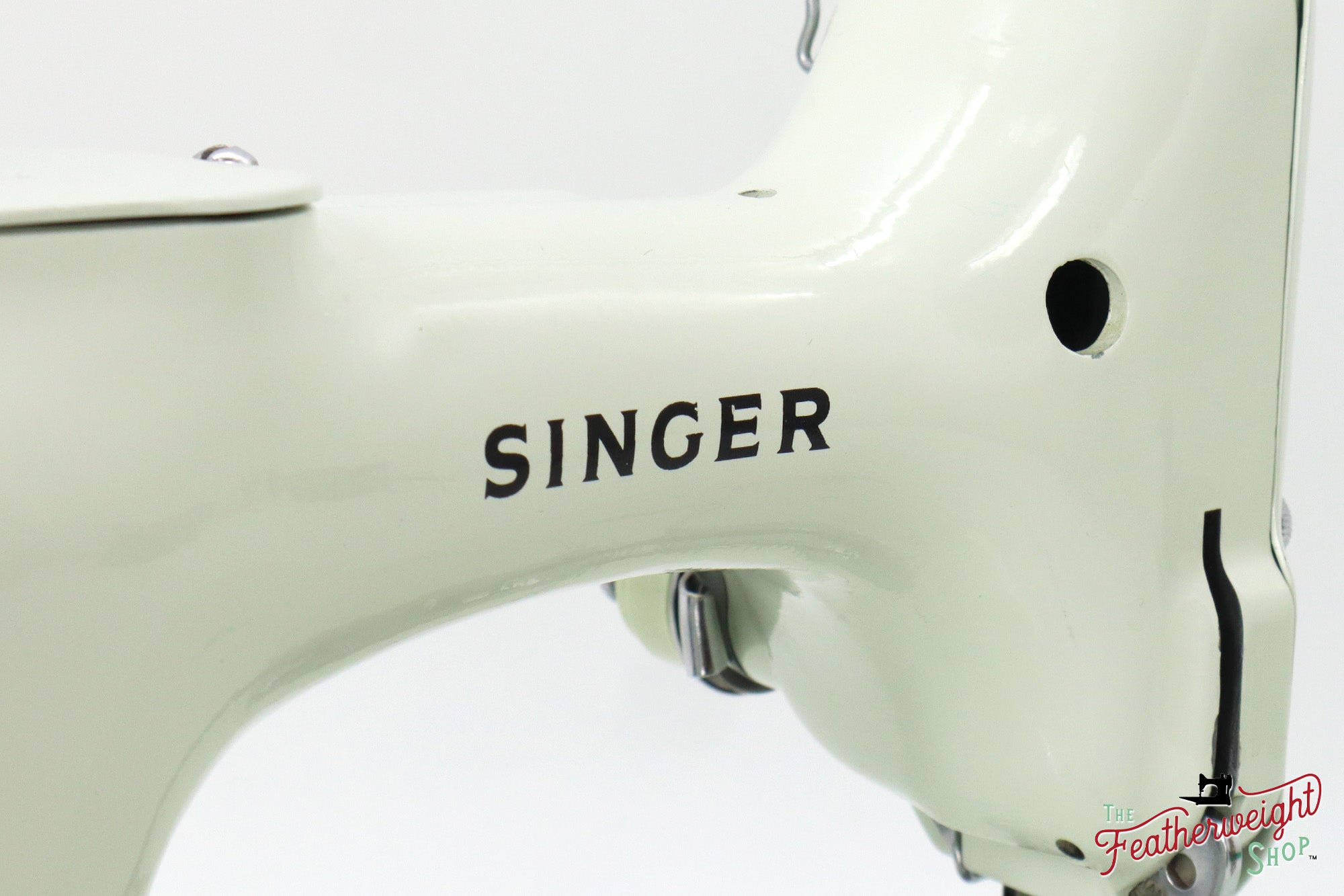 Singer Featherweight 221K Sewing Machine, British WHITE EV9858**