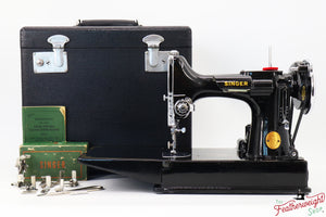 Singer Featherweight 221 Sewing Machine, AG607*** - 1946