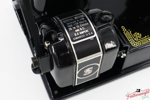 Singer Featherweight 221 Sewing Machine, AG607*** - 1946