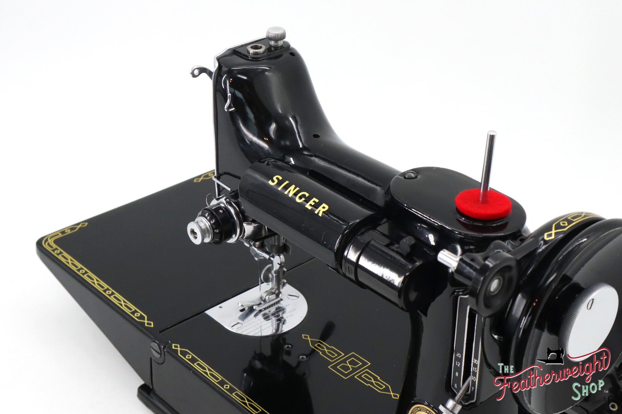 Singer Featherweight 221K Sewing Machine, 1957 - EM0176**