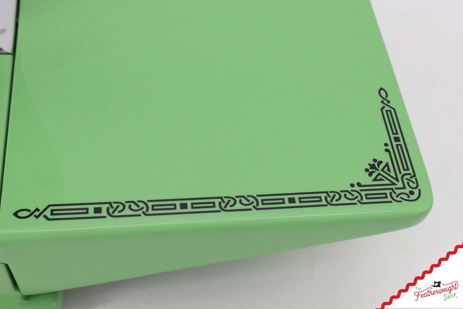 Singer Featherweight 221 AG821*** - Fully Restored in Art Deco Green