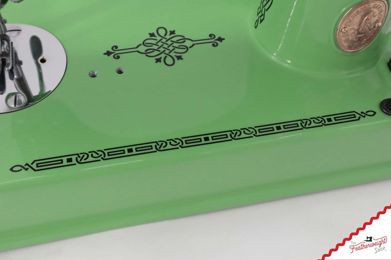 Singer Featherweight 221 AG821*** - Fully Restored in Art Deco Green