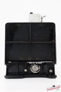Singer Featherweight 221 Sewing Machine, AL555*** - 1953