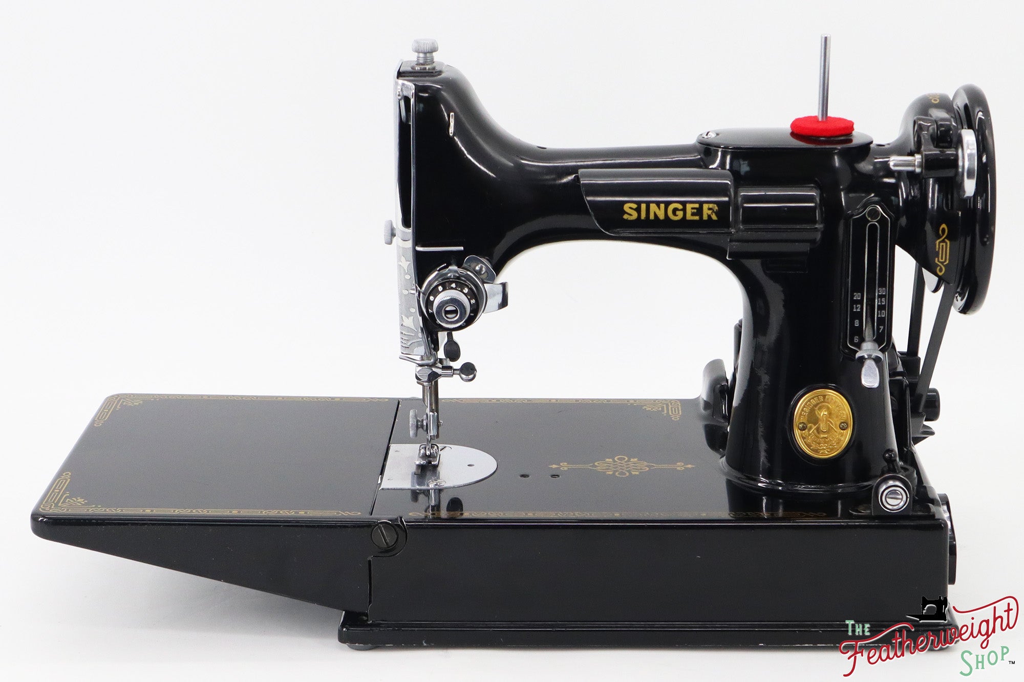 Singer Featherweight 221 Sewing Machine, AG884*** - 1946 - RARE Motor