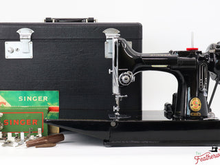 Load image into Gallery viewer, Singer Featherweight 221K Sewing Machine, RED &quot;S&quot; - ES175***