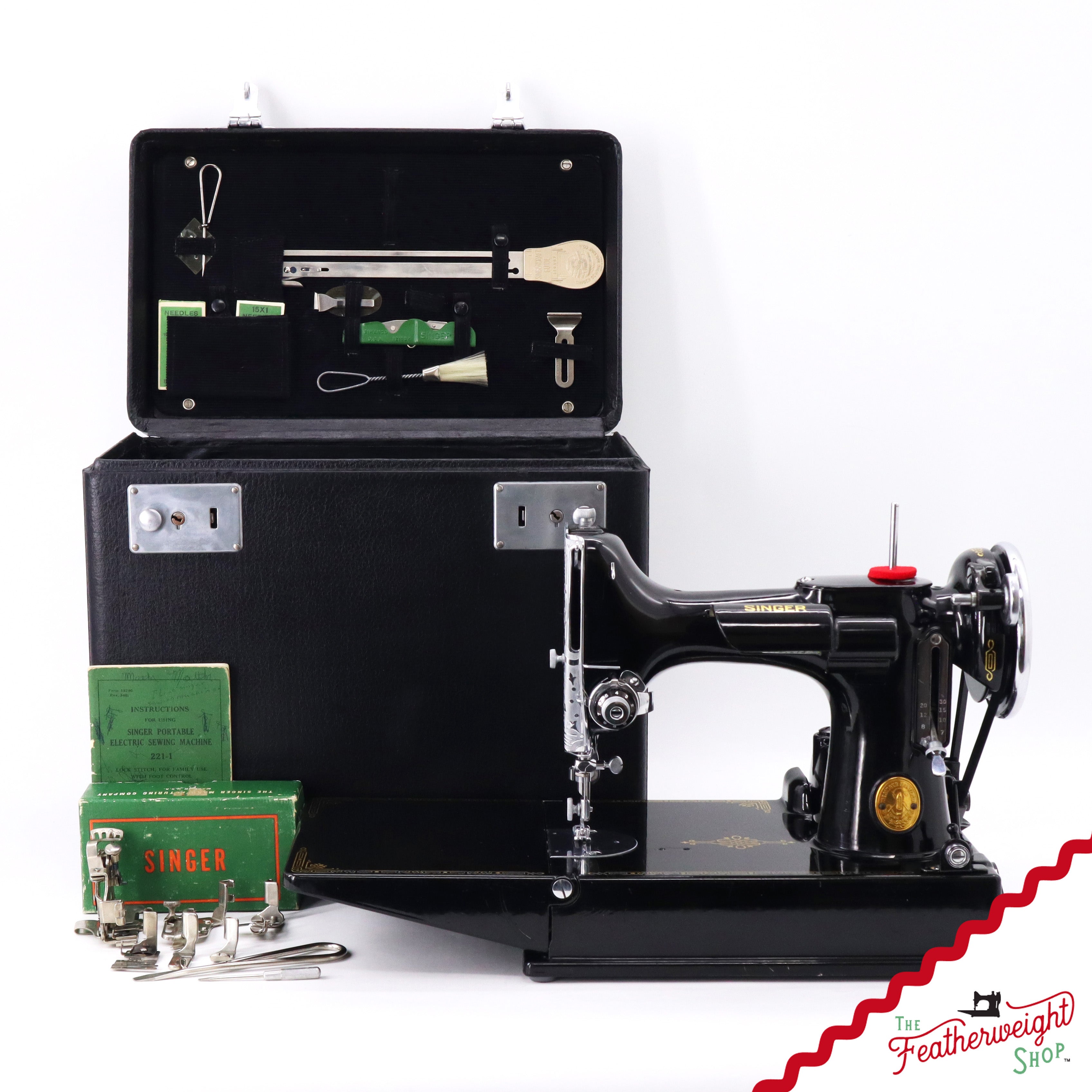 Singer Featherweight 221 Sewing Machine, AF482*** - Corduroy Insert - RARE
