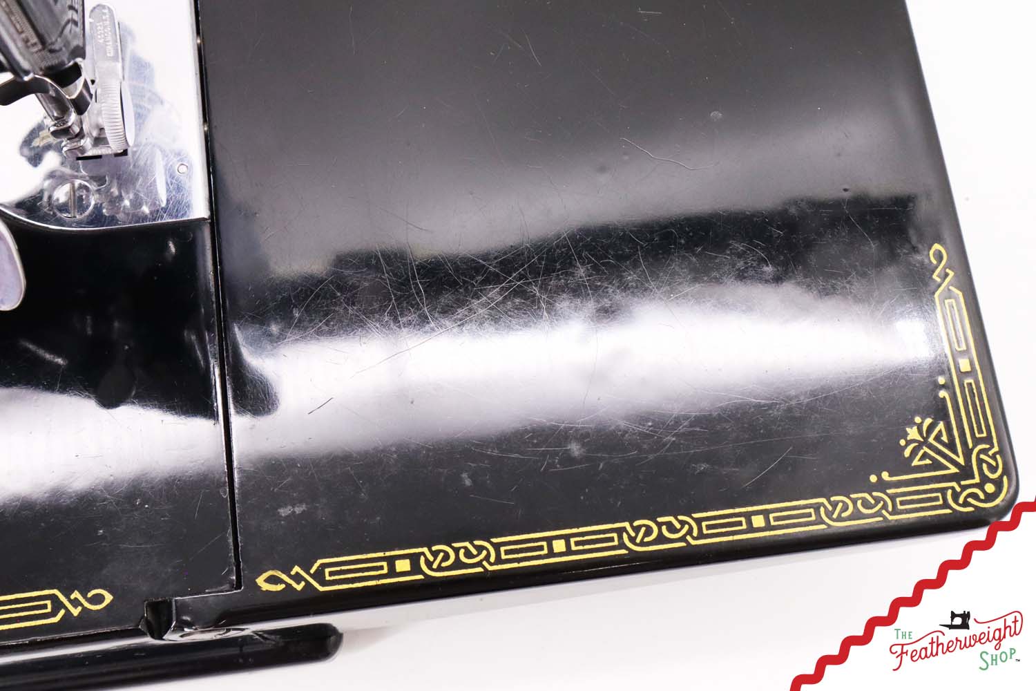 Singer Featherweight 221 Sewing Machine, AG985*** - 1947