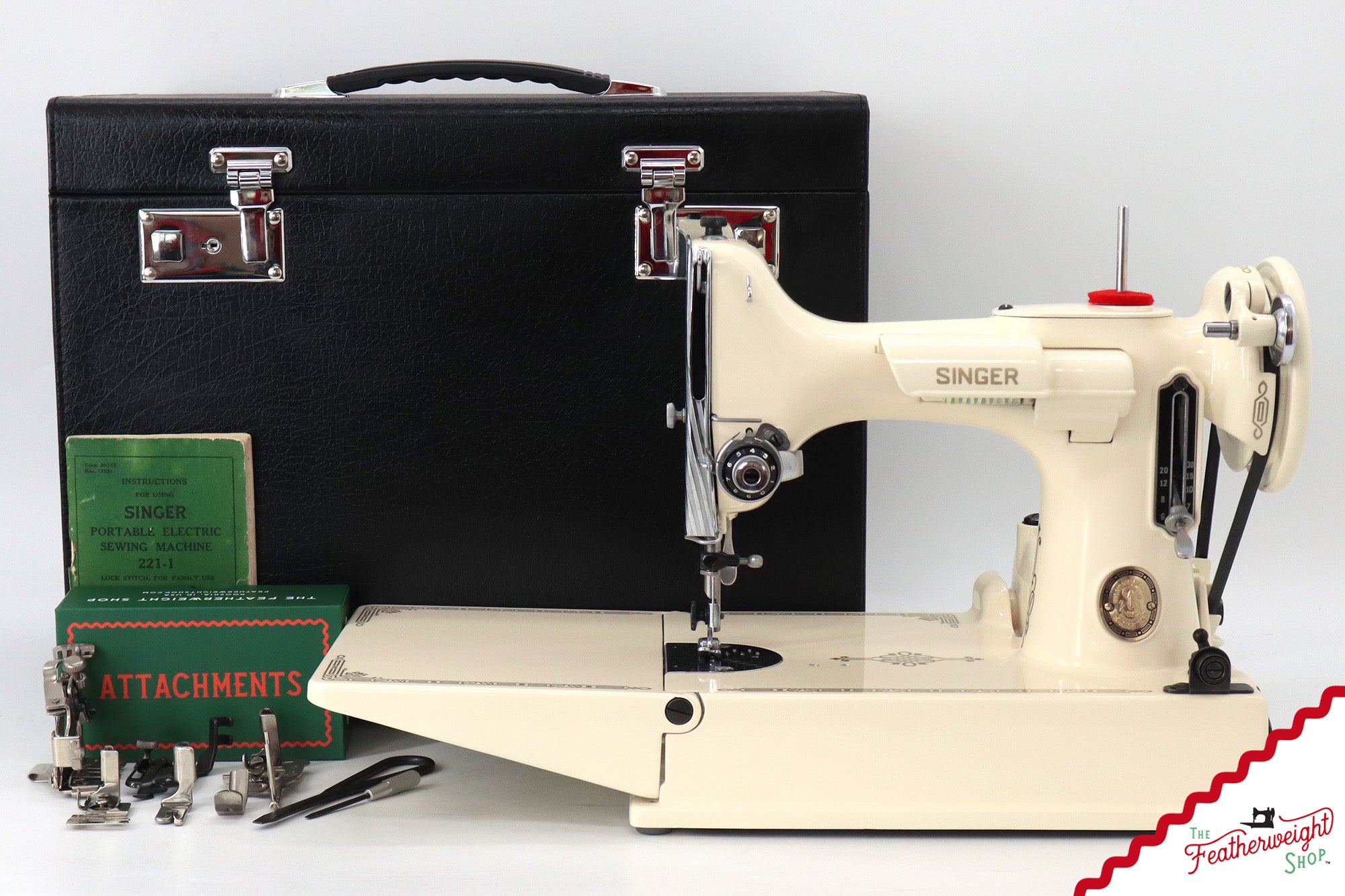 Singer Featherweight 221, AL0333** - Fully Restored in Sugar Cookie