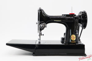 Singer Featherweight 221K Sewing Machine, RED "S" - ES246***