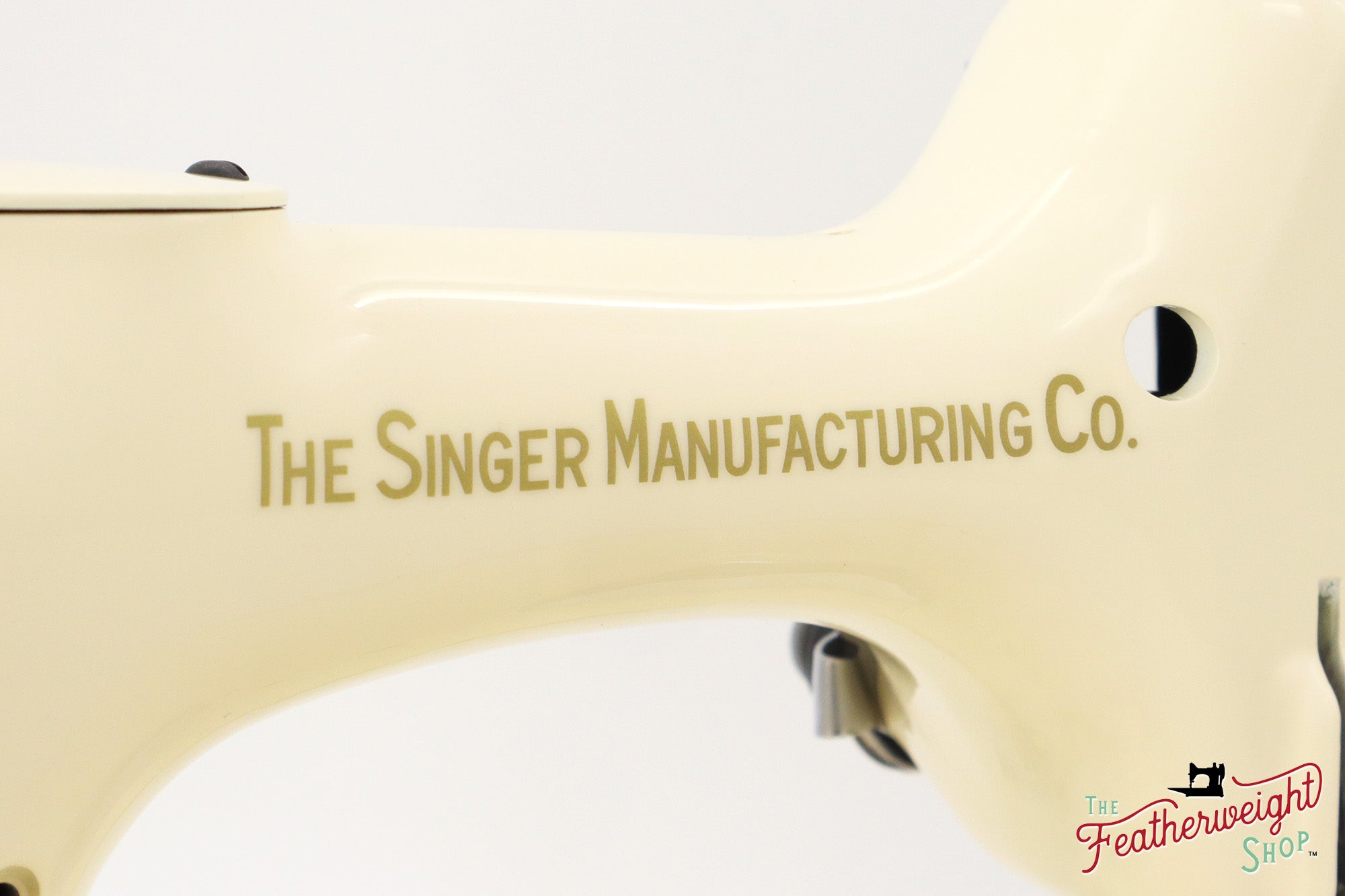 Singer Featherweight 221, Centennial - AK116*** - Fully Restored in Sugar Cookie