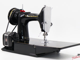 Load image into Gallery viewer, Singer Featherweight 221K Sewing Machine, RED &quot;S&quot; - ES246***