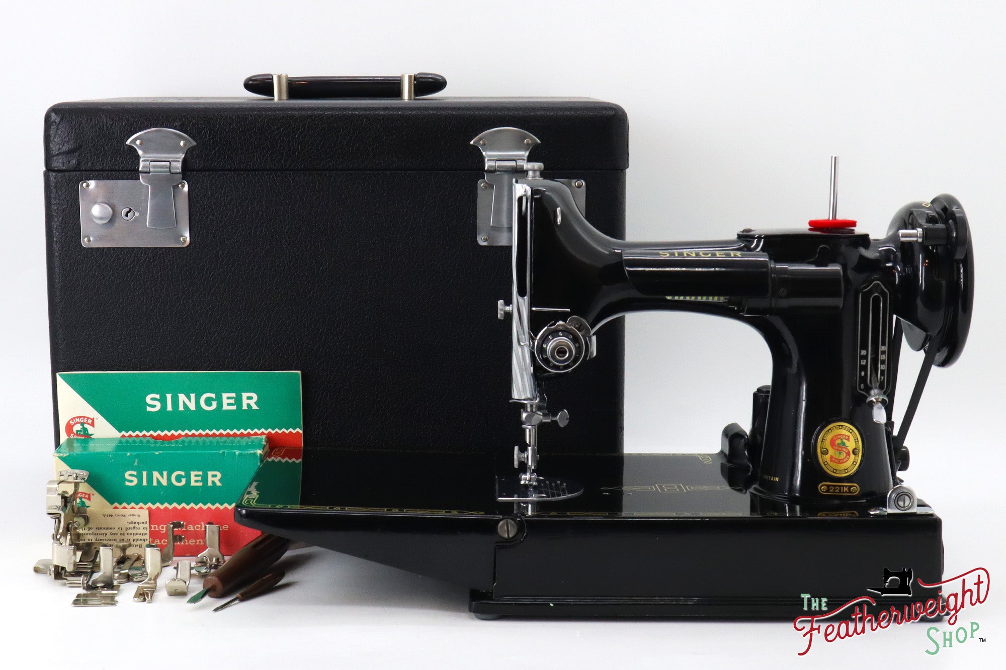 Singer Featherweight 221K Sewing Machine, RED "S" - ES648***