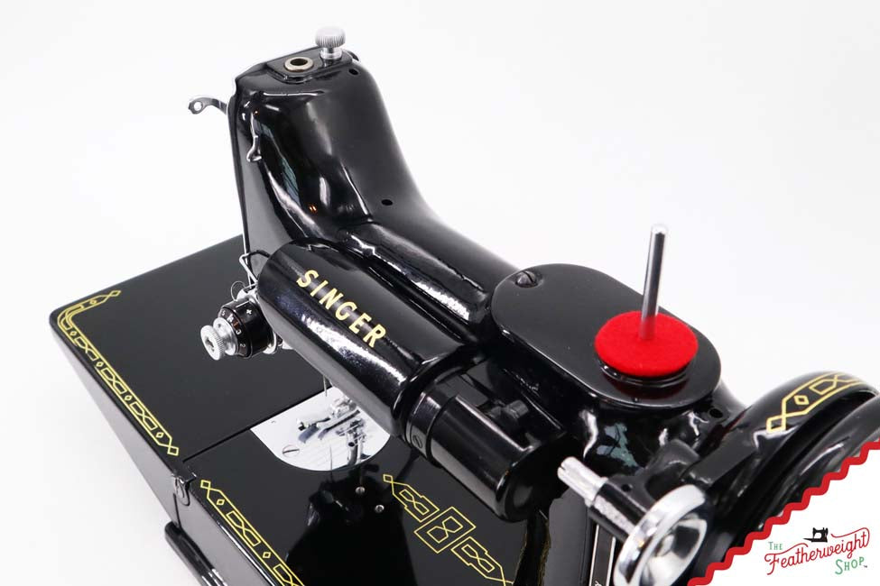 Singer Featherweight 221K Sewing Machine, 1955 - EK208**