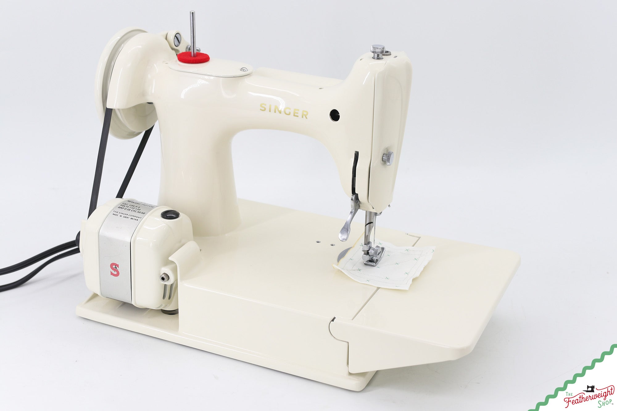 Singer Featherweight 221K7 Sewing Machine EV925*** - Fully Restored in Chamomile