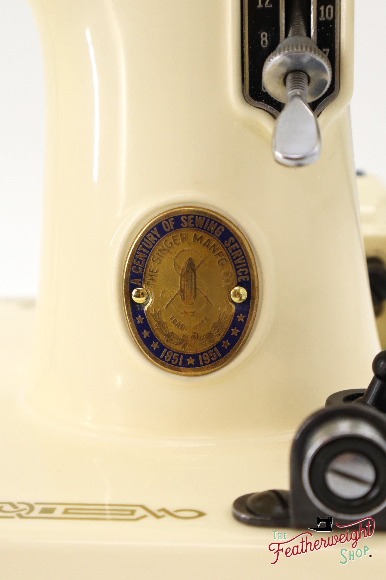 Singer Featherweight 221, Centennial - AK116*** - Fully Restored in Sugar Cookie