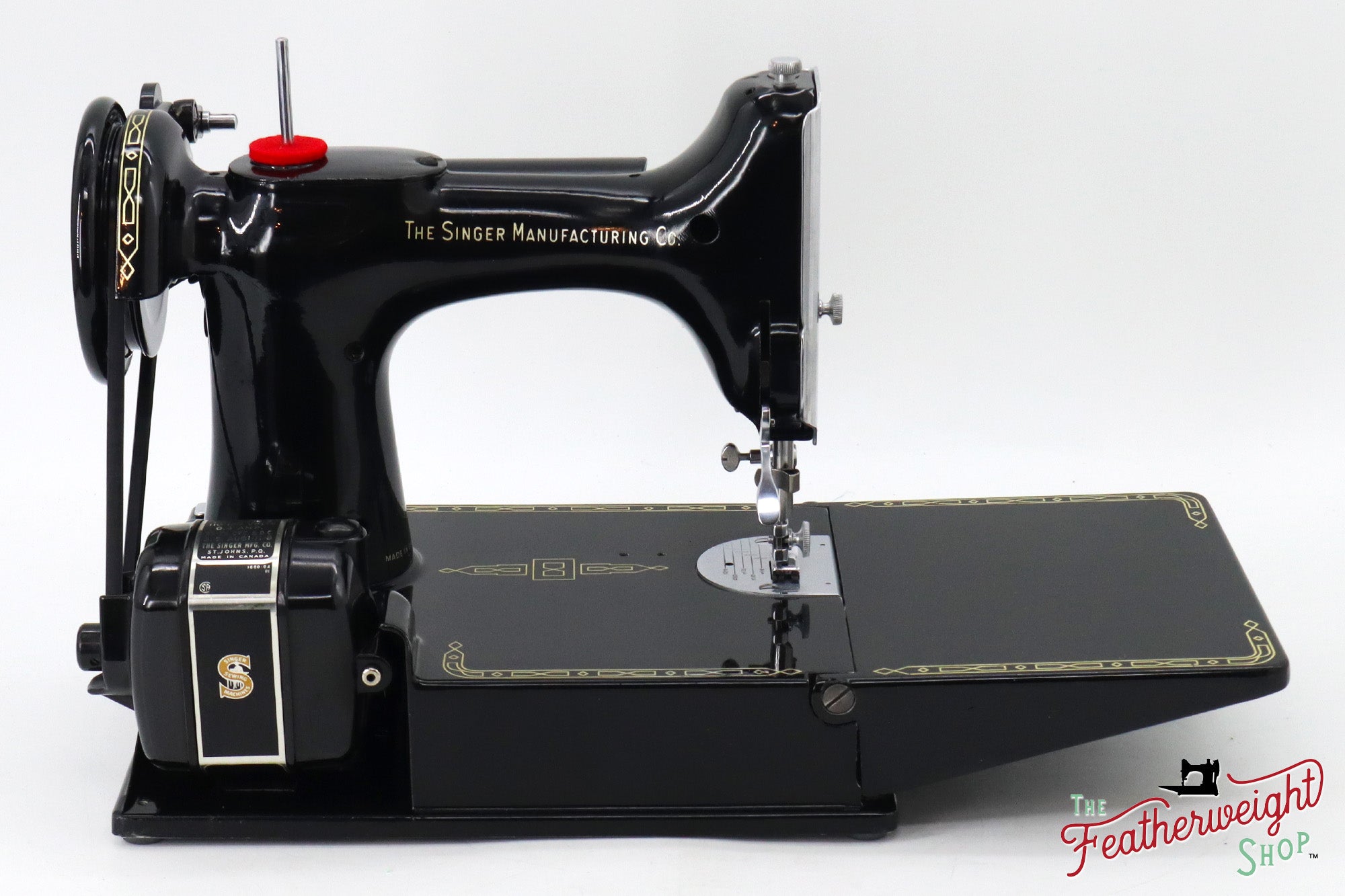 Singer Featherweight 221K Sewing Machine, RED "S" - ES648***