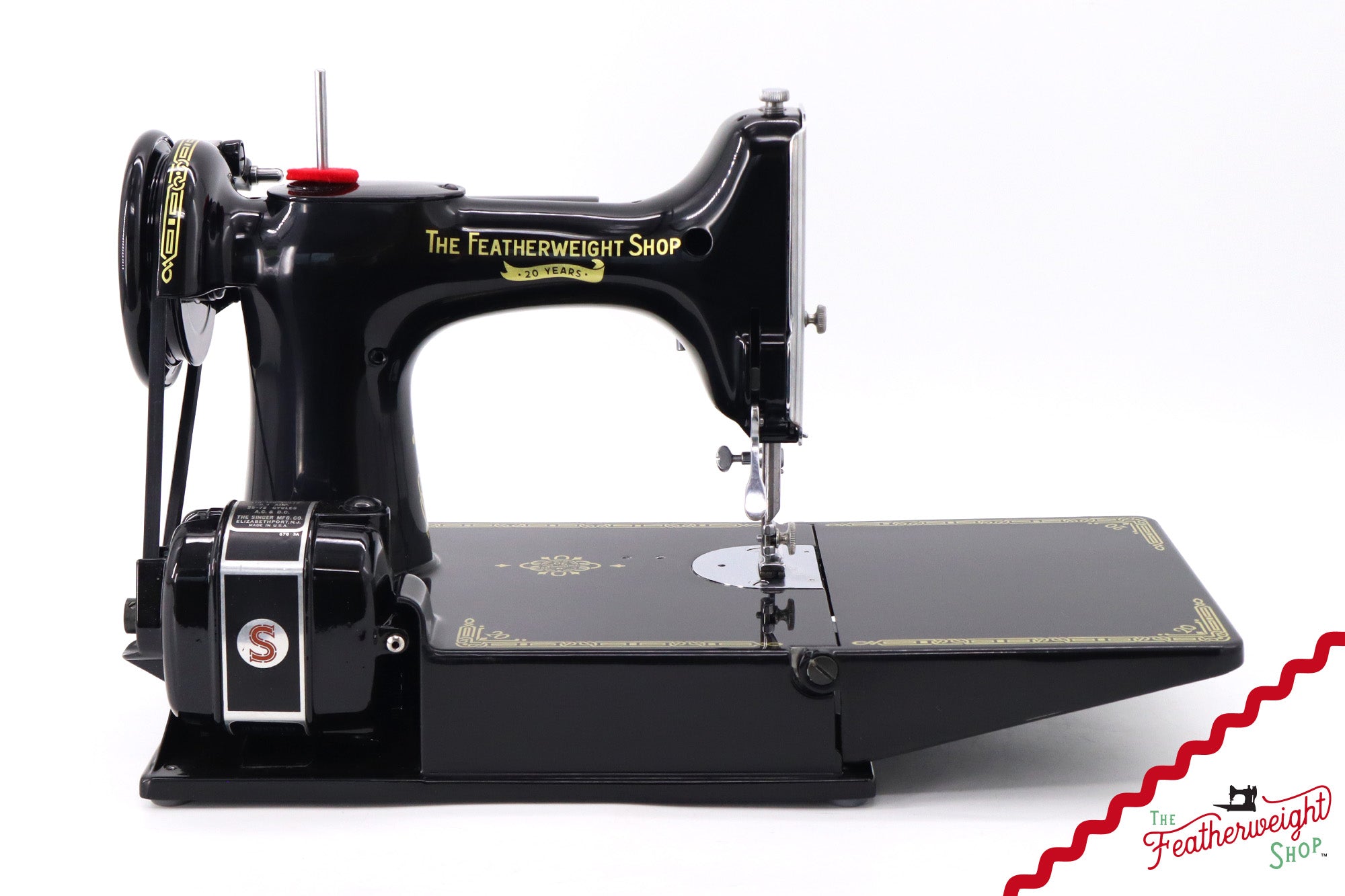 Singer Featherweight 221, Centennial - AJ900*** - Restored Featherweight Shop Edition!