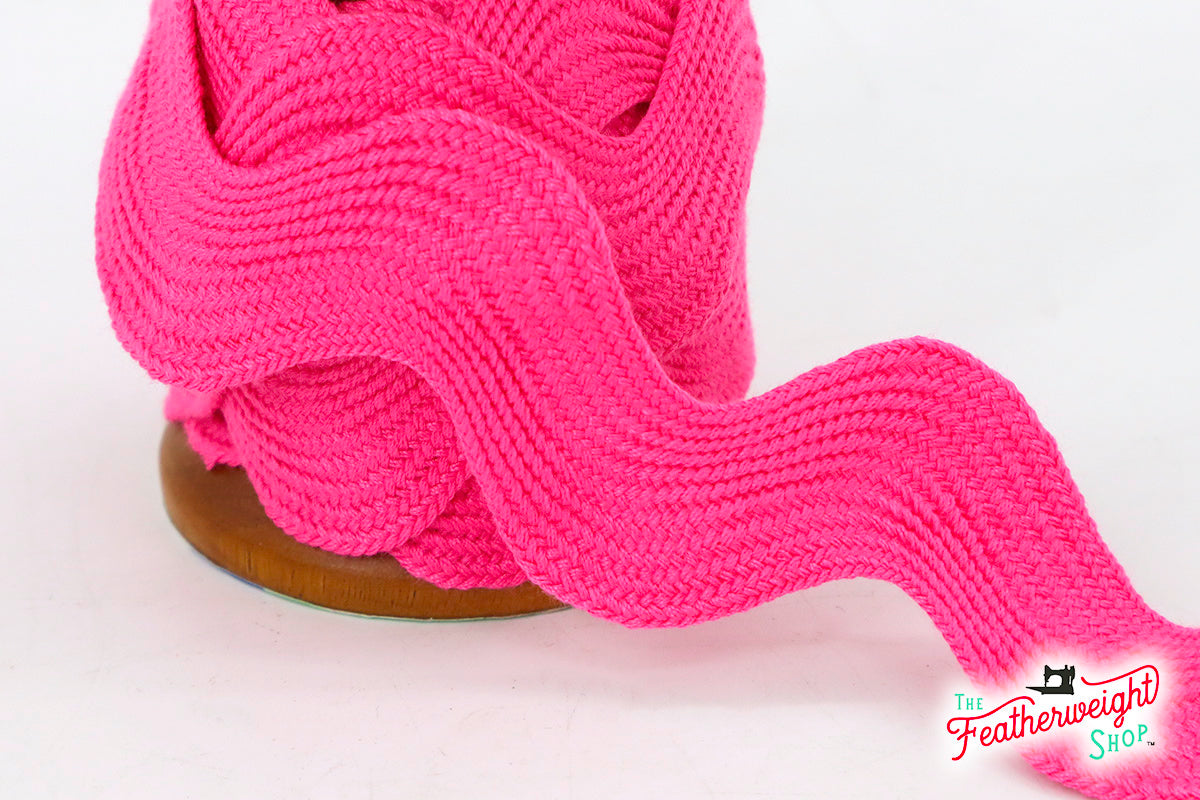 1 1/2" Inch JUMBO RIC RAC - BRIGHT PINK (by the yard)