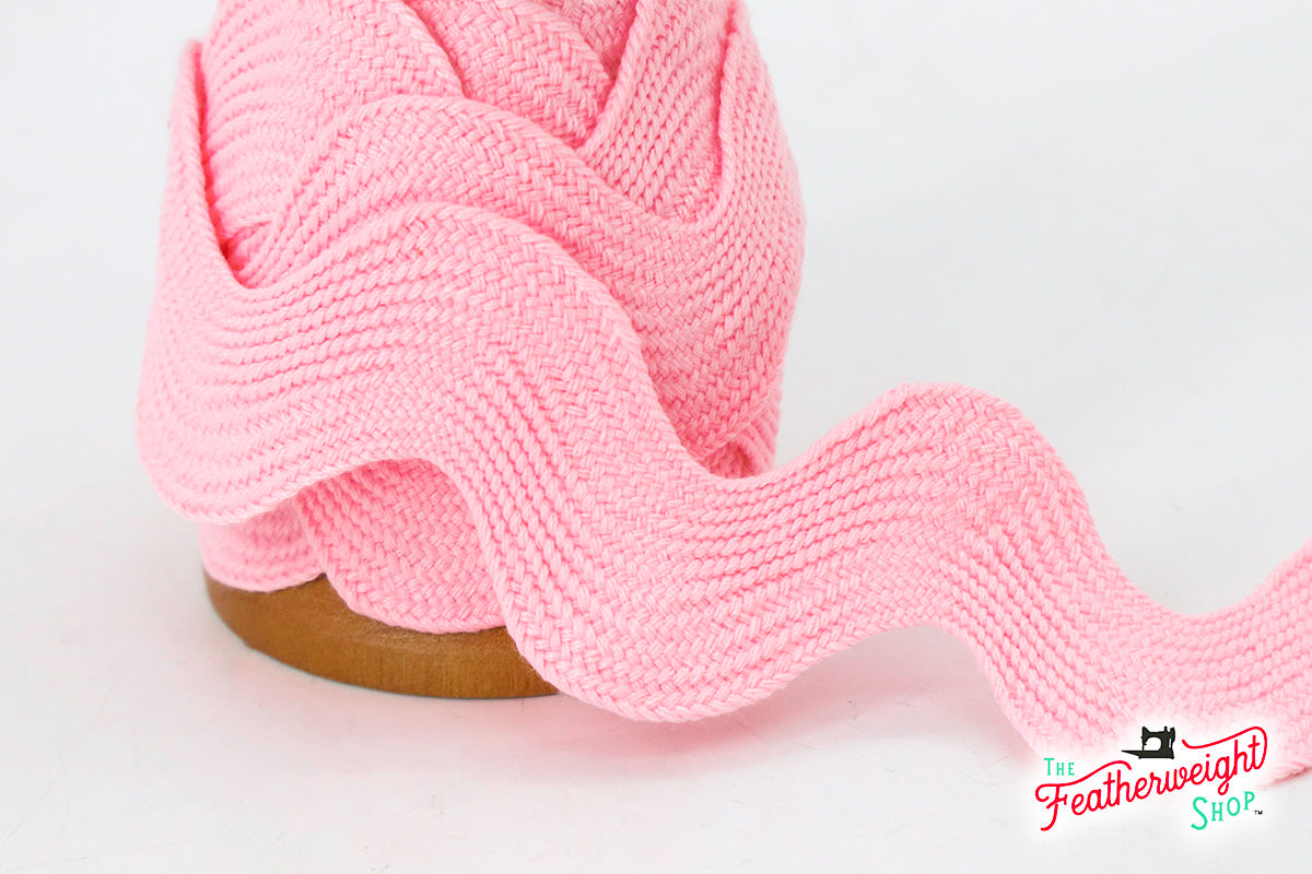 1 1/2" Inch JUMBO RIC RAC - LIGHT PINK (by the yard)