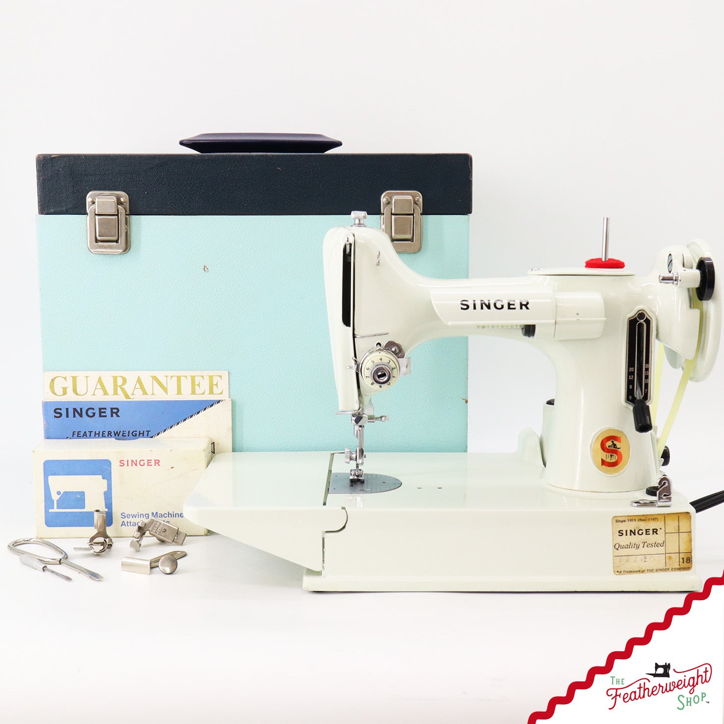 Singer Featherweight 221K Sewing Machine, British WHITE FA207***