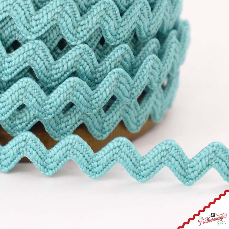 1/4" Inch COTTAGE VINTAGE TRIM RIC RAC by Lori Holt (by the yard)