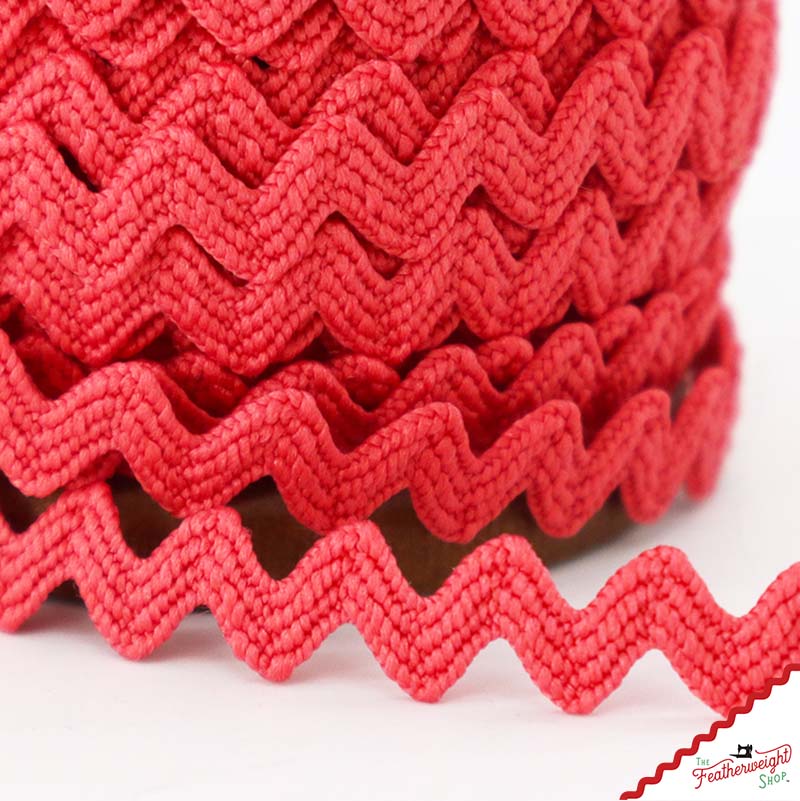 1/4" Inch JAZZBERRY JAM VINTAGE TRIM RIC RAC by Lori Holt (by the yard)