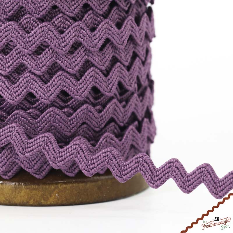 1/4" Inch Plum VINTAGE TRIM RIC RAC by Lori Holt (by the yard)