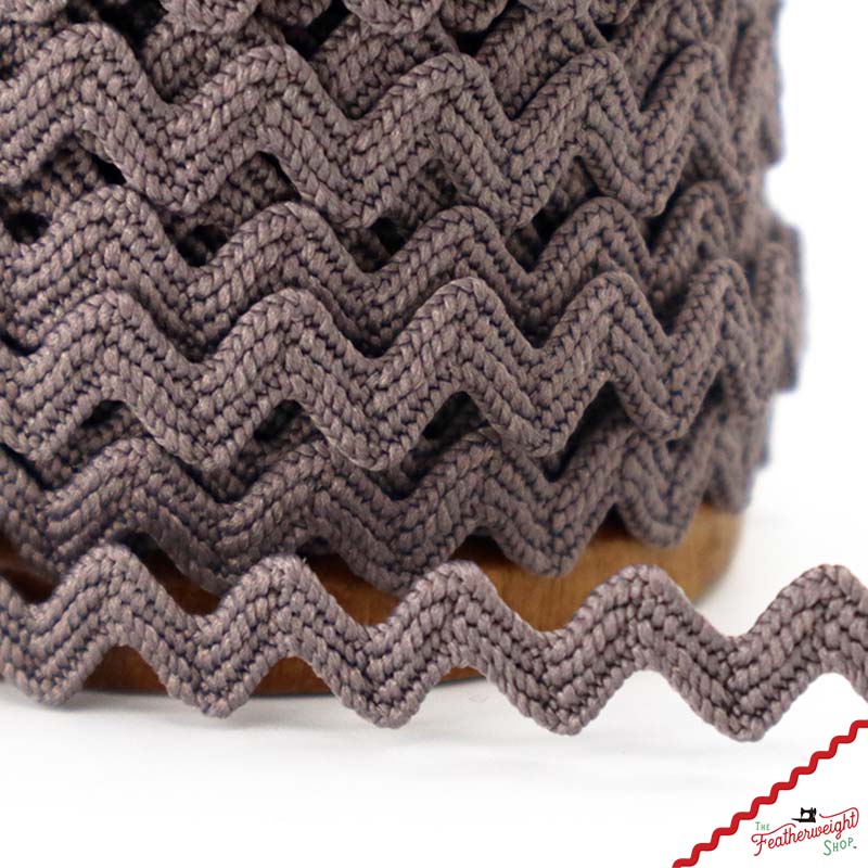 1/4" Inch STEEL VINTAGE TRIM RIC RAC by Lori Holt (by the yard)