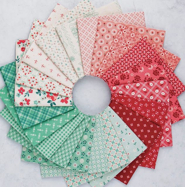 Quilt Kit, Boxed Set - Strawberry Crush Sew Along by Lori Holt