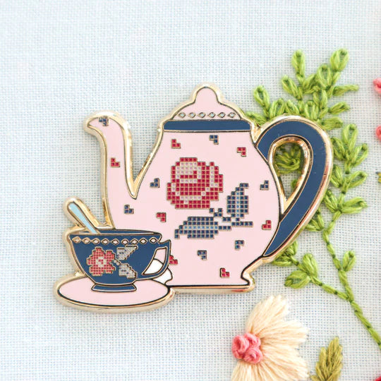 Needle Minder, ROSES TEA SET by Flamingo Toes