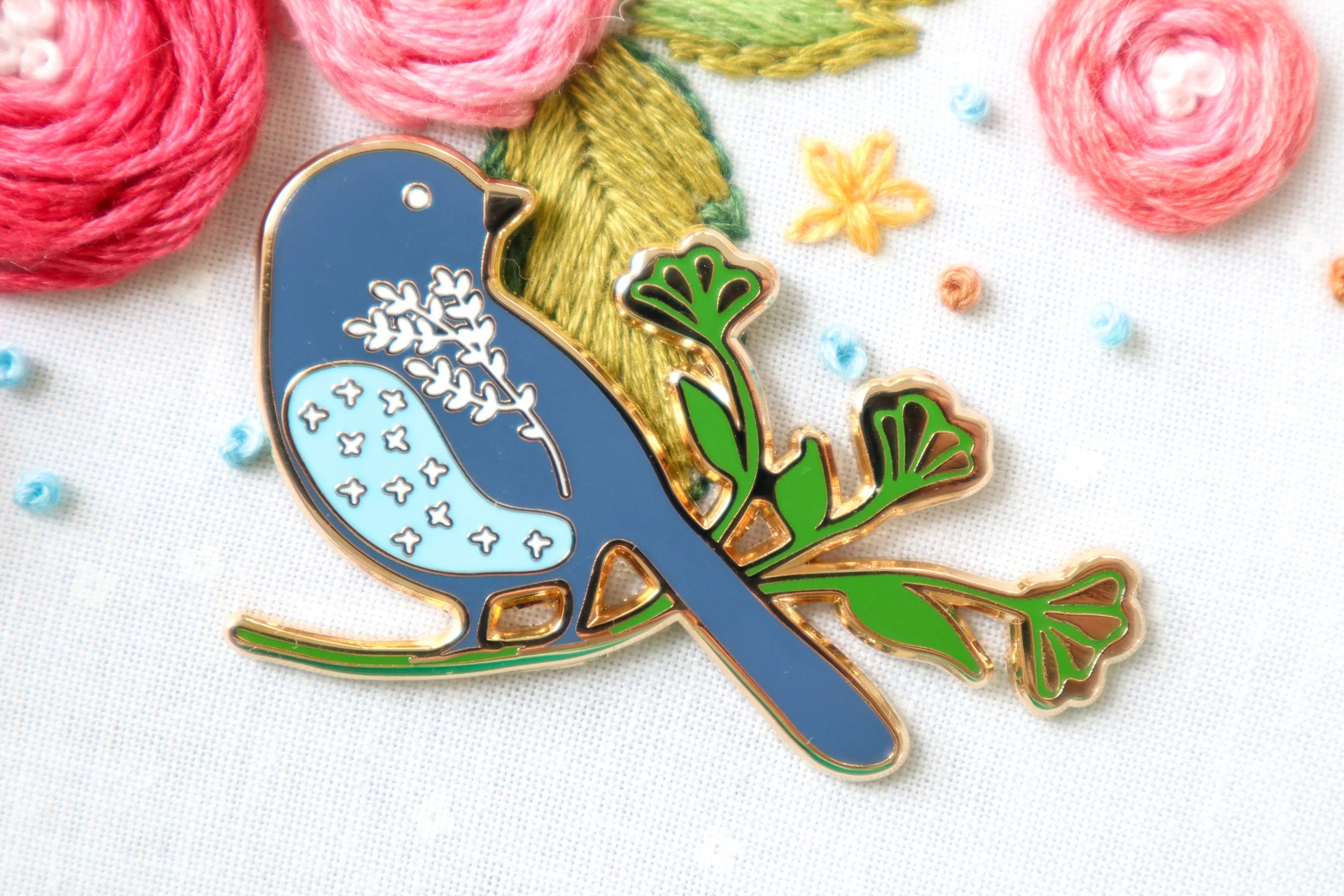 Needle Minder, SONGSPARROW BIRD by Flamingo Toes