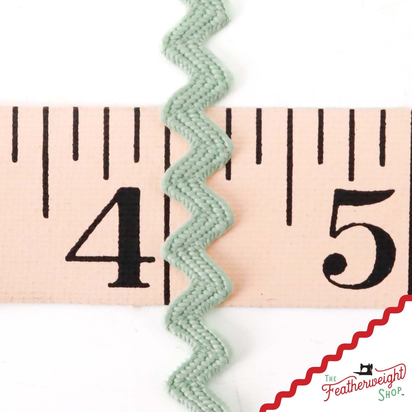 1/4" Inch SAGE VINTAGE TRIM RIC RAC by Lori Holt (by the yard)